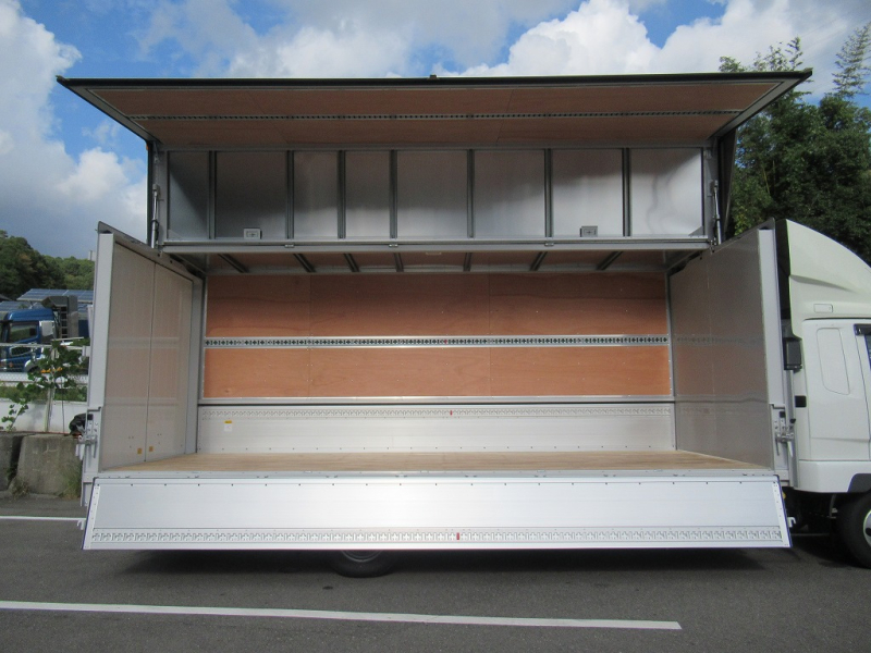 240PS 未使用 パブコ 6200 ワイド エアサス 6速|中古トラックの販売・買取・査定のアイナビ