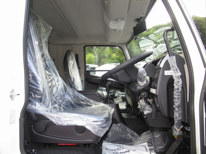 240PS 未使用 パブコ 6200 ワイド エアサス 6速|中古トラックの販売・買取・査定のアイナビ