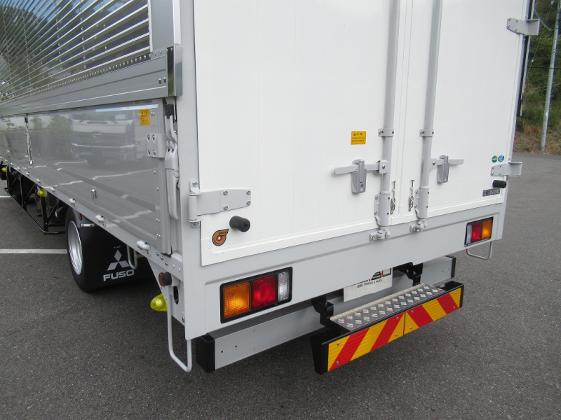 240PS 6200 ワイド エアサス 6速 パブコ 未使用|中古トラックの販売・買取・査定のアイナビ