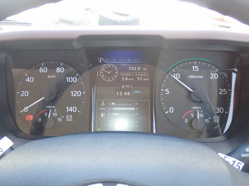 未使用 Ⅼ6120ワイド エアサス 240PS 6速 アルミブロック|中古トラックの販売・買取・査定のアイナビ