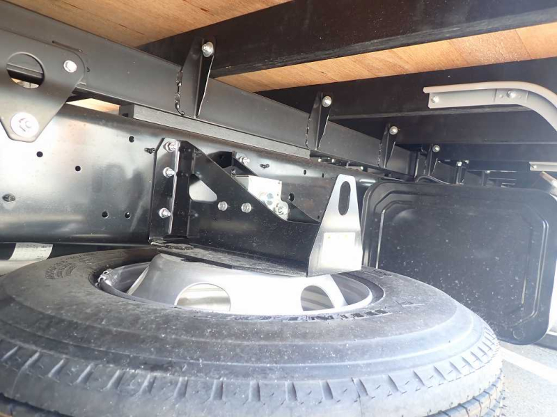 未使用 Ⅼ6120ワイド エアサス 240PS 6速 アルミブロック|中古トラックの販売・買取・査定のアイナビ