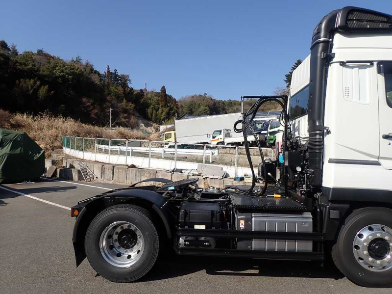 未使用トラクタ(花見台セミトレ用) ハイルーフ 後輪エアサス|中古トラックの販売・買取・査定のアイナビ