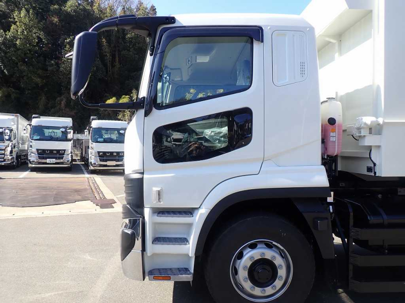 新明和 10tダンプ シフトパイロット 394PS 電動コボレーン|中古トラックの販売・買取・査定のアイナビ