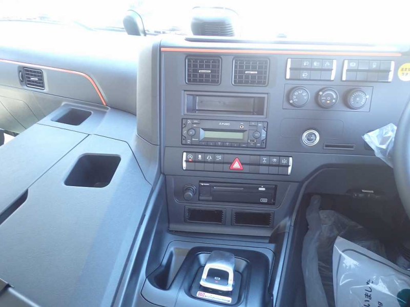 新明和 10tダンプ シフトパイロット 394PS 電動コボレーン|中古トラックの販売・買取・査定のアイナビ