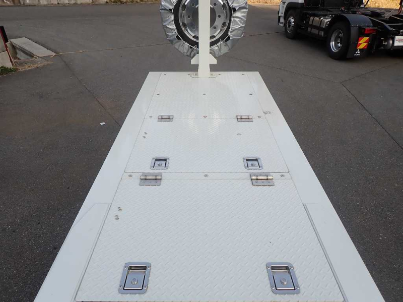 未登録 花見台セーフティセミトレ 24800㎏積載 後輪エアサス|中古トラックの販売・買取・査定のアイナビ