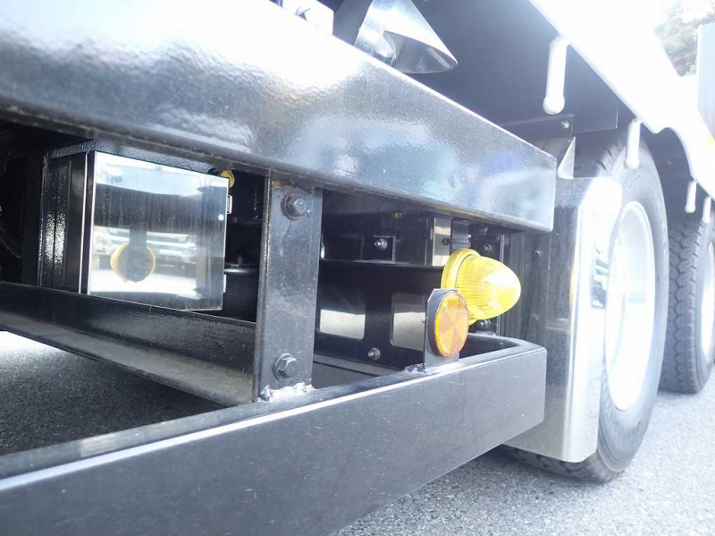 未登録 花見台セーフティセミトレ 24800㎏積載 後輪エアサス|中古トラックの販売・買取・査定のアイナビ