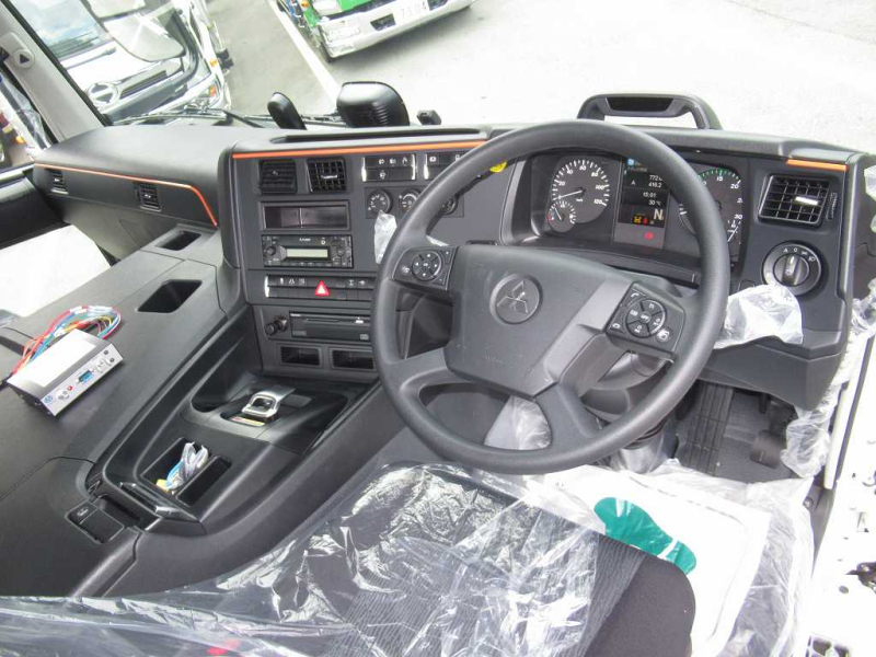 カヤバ ドラム容量8.7立米 最大混合容量.4立米|中古トラックの販売・買取・査定のアイナビ