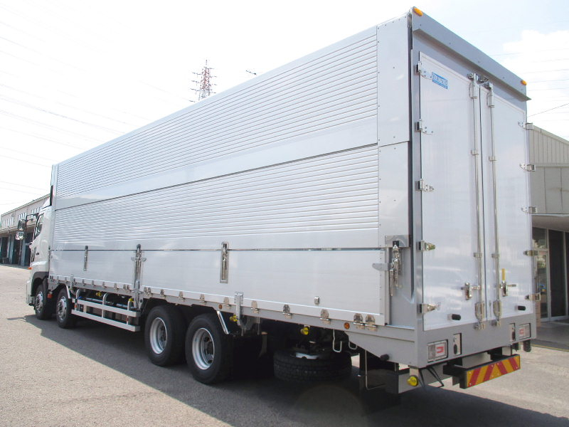 ★9600*2390*2630★クレーン積み可能★|中古トラックの販売・買取・査定のアイナビ