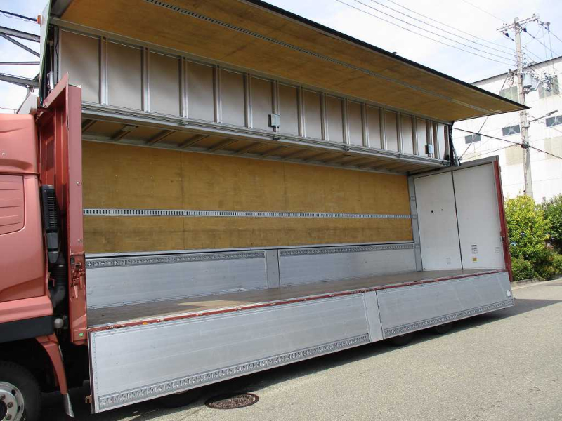 ハイルーフ4軸低床アルミウイング|中古トラックの販売・買取・査定のアイナビ