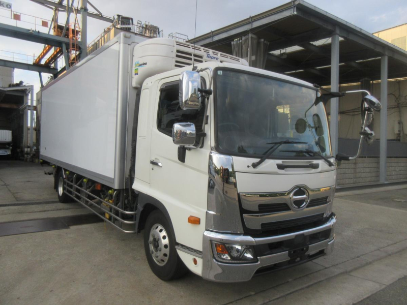低温冷凍車格納PG オートマ|中古トラックの販売・買取・査定のアイナビ