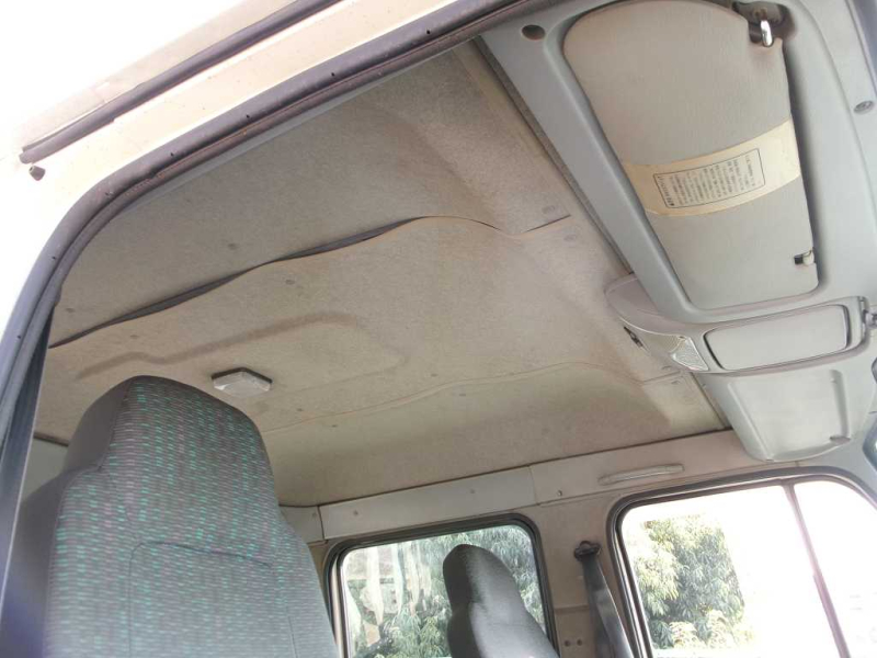 中型 Wキャブ垂直PG付木平|中古トラックの販売・買取・査定のアイナビ