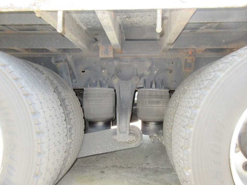 4軸低床アコーディオン幌付アルミ平|中古トラックの販売・買取・査定のアイナビ