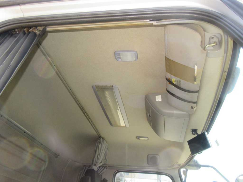 4軸低床アコーディオン幌付アルミ平|中古トラックの販売・買取・査定のアイナビ