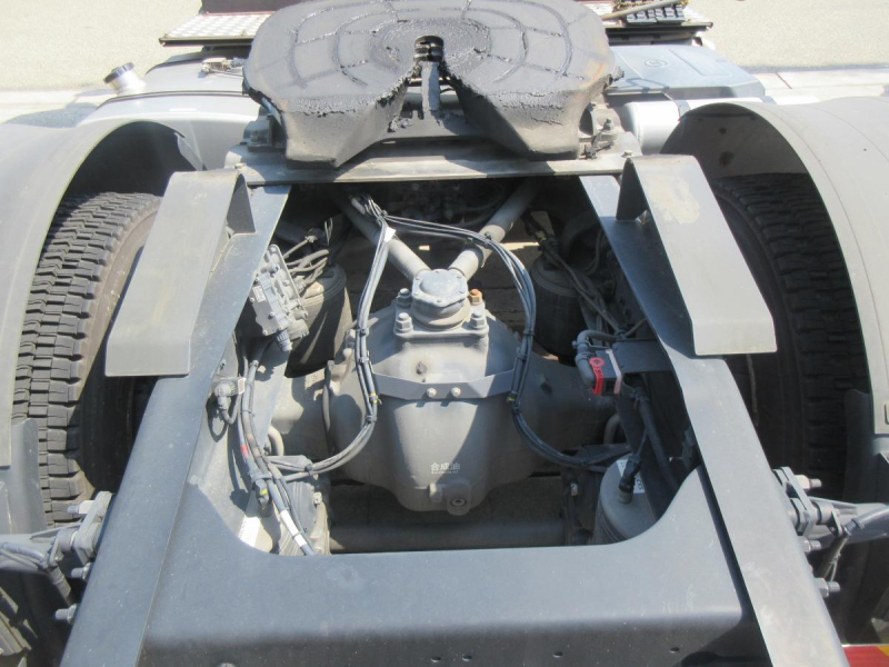 2PGハイルーフクオンシングルトラクタ|中古トラックの販売・買取・査定のアイナビ