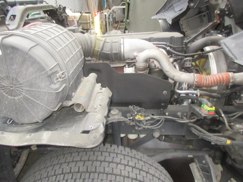 2PGハイルーフクオンシングルトラクタ|中古トラックの販売・買取・査定のアイナビ