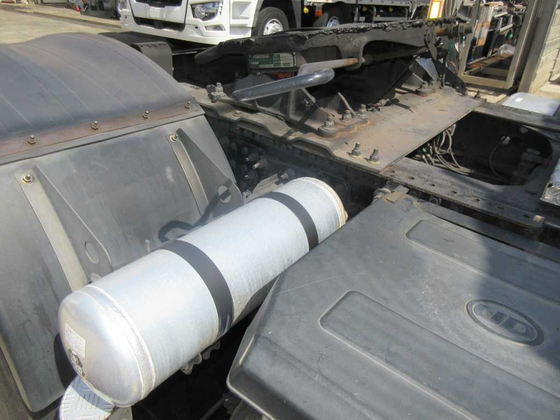 2PGクオンハイルーフ11.5トントラクタ|中古トラックの販売・買取・査定のアイナビ