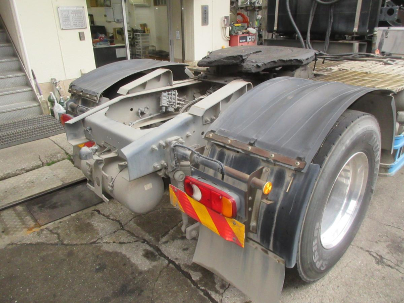 2PGハイルーフクオン　ダンプ用オイルポンプ付11.4トントラクタ|中古トラックの販売・買取・査定のアイナビ