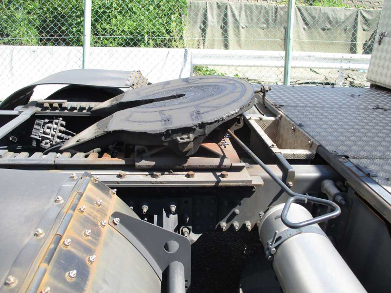 2PGハイルーフトラクタ|中古トラックの販売・買取・査定のアイナビ