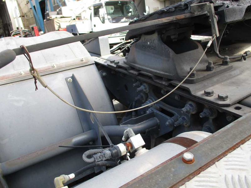 11.5トントラクタ|中古トラックの販売・買取・査定のアイナビ