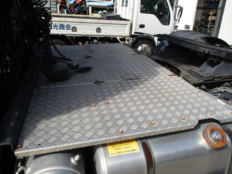 11.5トントラクタ|中古トラックの販売・買取・査定のアイナビ