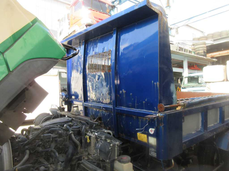 コンドル Lゲート4トンダンプ|中古トラックの販売・買取・査定のアイナビ