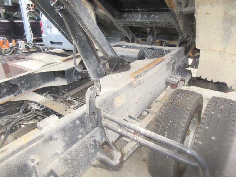 コンドル Lゲート4トンダンプ|中古トラックの販売・買取・査定のアイナビ