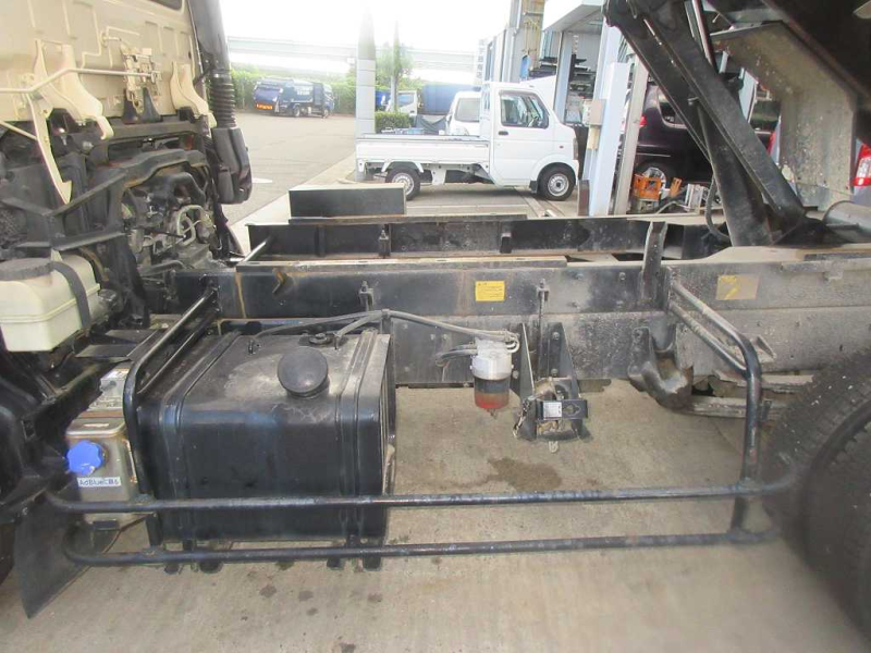 コンドル Lゲート4トンダンプ|中古トラックの販売・買取・査定のアイナビ