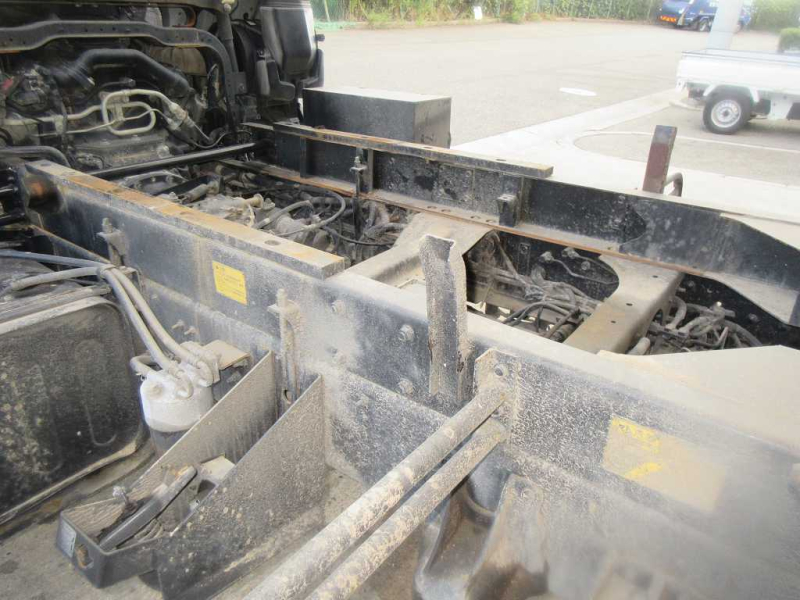 コンドル Lゲート4トンダンプ|中古トラックの販売・買取・査定のアイナビ