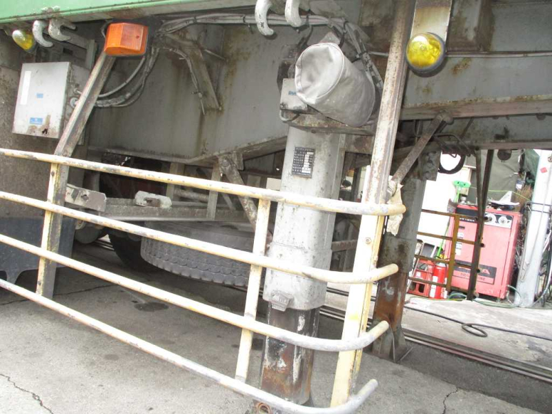 予備検切れシングル引き3軸セミトレーラ|中古トラックの販売・買取・査定のアイナビ