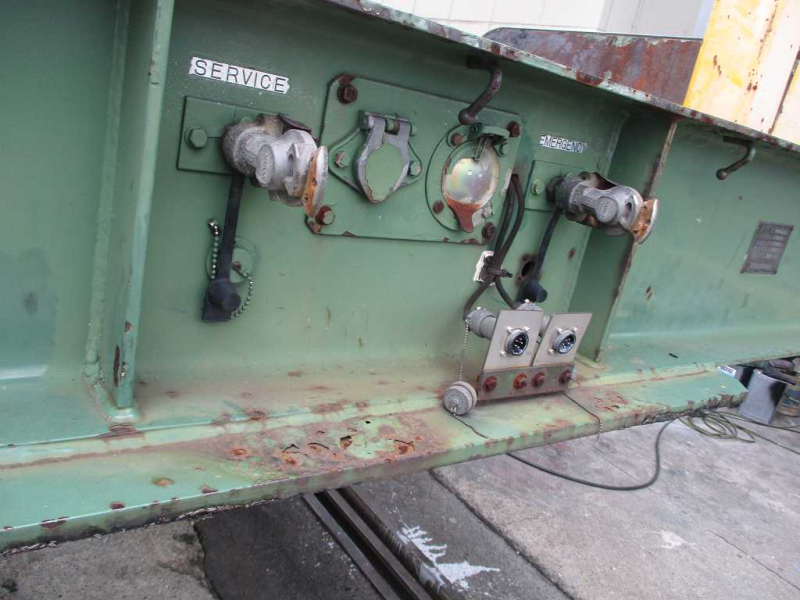 予備検切れシングル引き3軸セミトレーラ|中古トラックの販売・買取・査定のアイナビ