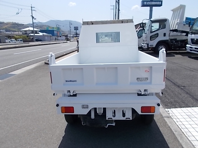 H3年式 キャリー4WDダンプ 走行8千Km|中古トラックの販売・買取・査定のアイナビ