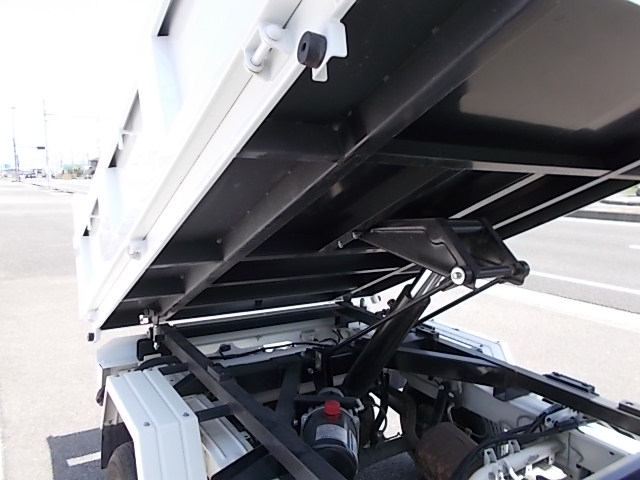 H3年式 キャリー4WDダンプ 走行8千Km|中古トラックの販売・買取・査定のアイナビ