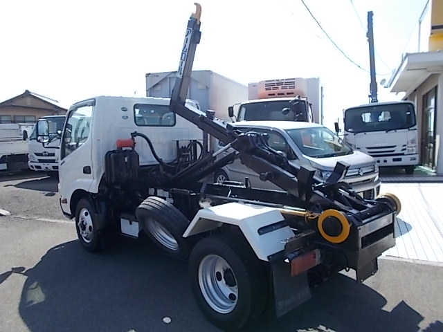 H23年式 デュトロ3トンアームロール4WD|中古トラックの販売・買取・査定のアイナビ