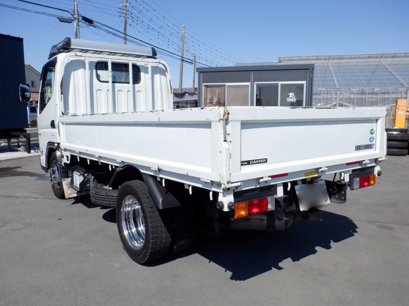 2t　10尺　平ボデー　全低床　デュオニックAT　総重5t以下|中古トラックの販売・買取・査定のアイナビ