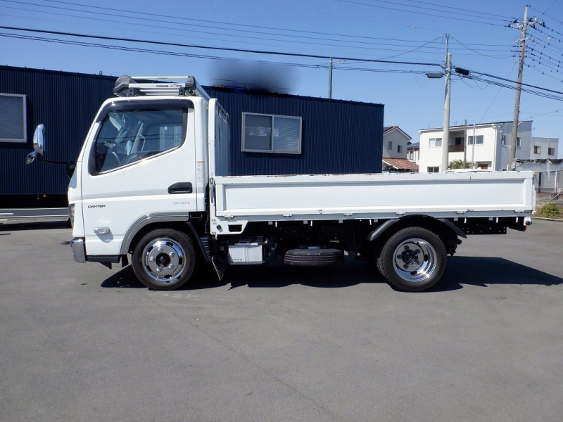 2t　10尺　平ボデー　全低床　デュオニックAT　総重5t以下|中古トラックの販売・買取・査定のアイナビ