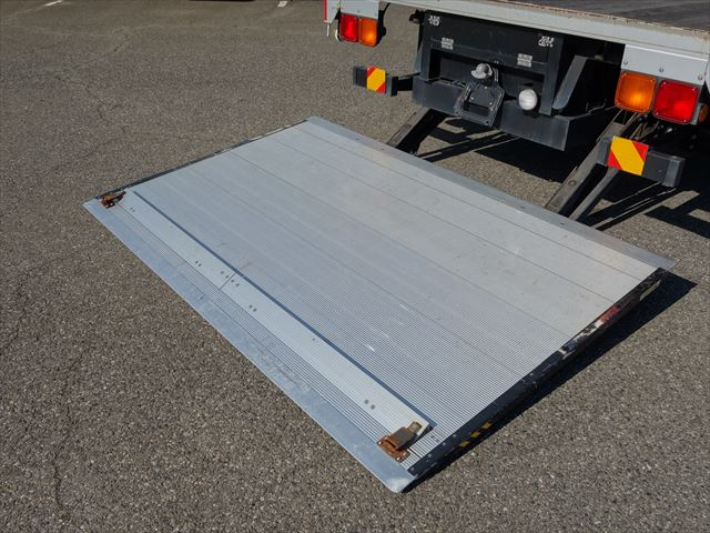 アルミ平 跳ね上げゲート ワイド 6.2m|中古トラックの販売・買取・査定のアイナビ