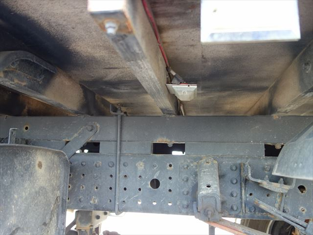 アルミ平 4WD 高床 ワイドロング|中古トラックの販売・買取・査定のアイナビ