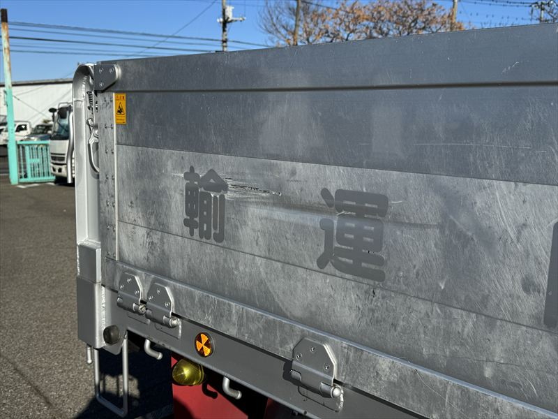 増t 3段RC アルミ平|中古トラックの販売・買取・査定のアイナビ