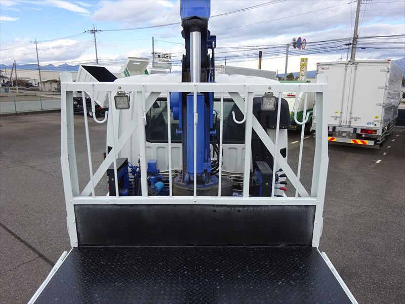 4段 RCFI タダノ|中古トラックの販売・買取・査定のアイナビ