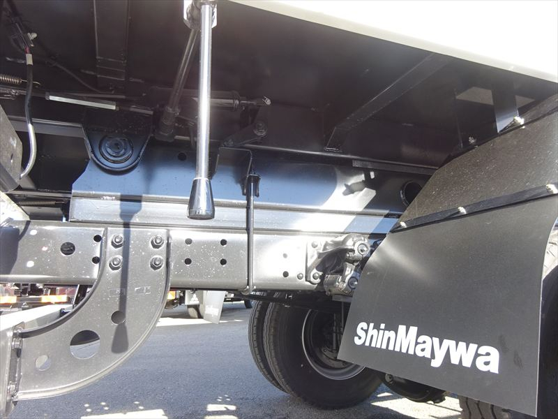 ステン深ダンプ リア下開き 水密 未使用|中古トラックの販売・買取・査定のアイナビ