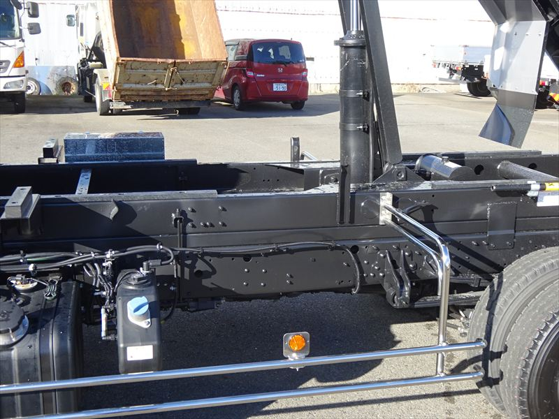 ステン深ダンプ リア下開き 水密 未使用|中古トラックの販売・買取・査定のアイナビ