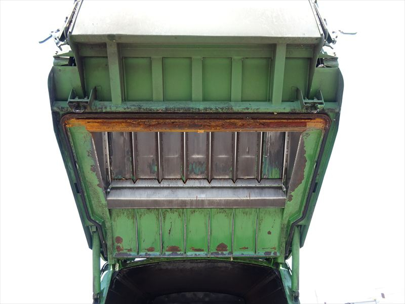 増トン プレス 10.2㎥|中古トラックの販売・買取・査定のアイナビ