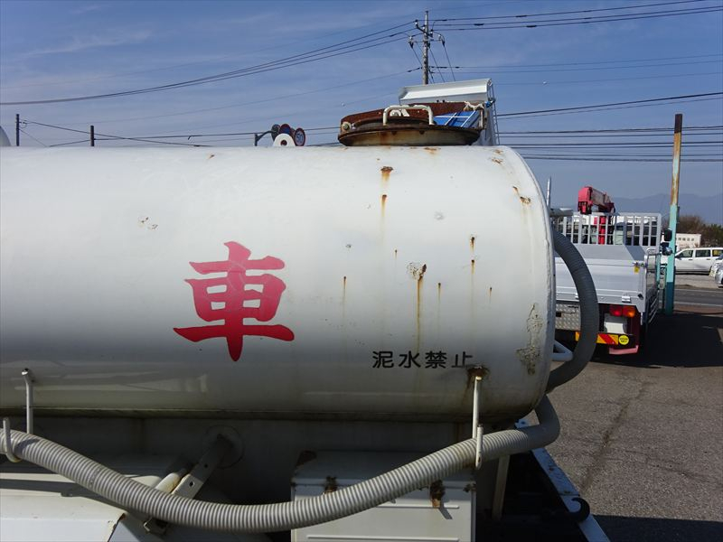 4.0KL 極東 別エンジン|中古トラックの販売・買取・査定のアイナビ