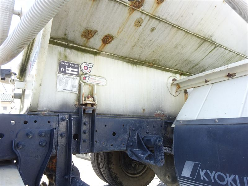 4.0KL 極東 別エンジン|中古トラックの販売・買取・査定のアイナビ