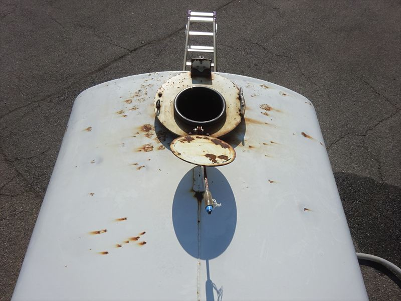 4.0KL 極東 別エンジン|中古トラックの販売・買取・査定のアイナビ