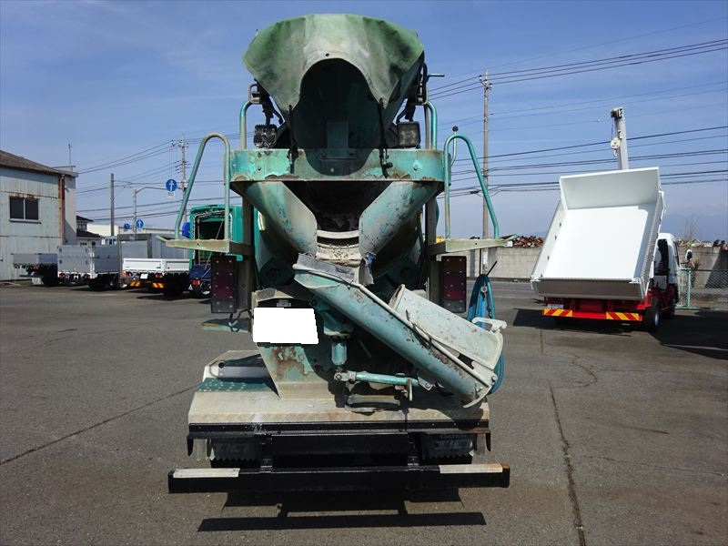 ミキサー混合1.2㎥カヤバ|中古トラックの販売・買取・査定のアイナビ