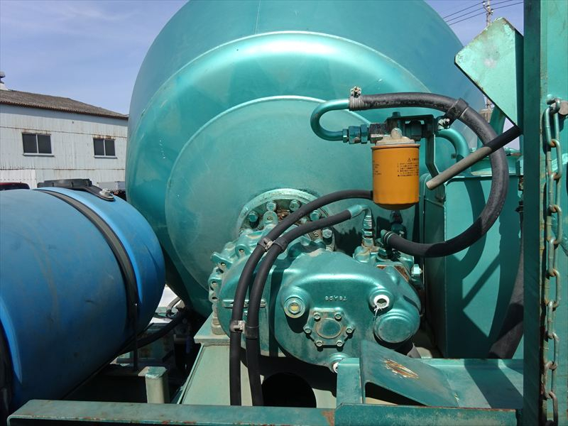 ミキサー混合1.2㎥カヤバ|中古トラックの販売・買取・査定のアイナビ