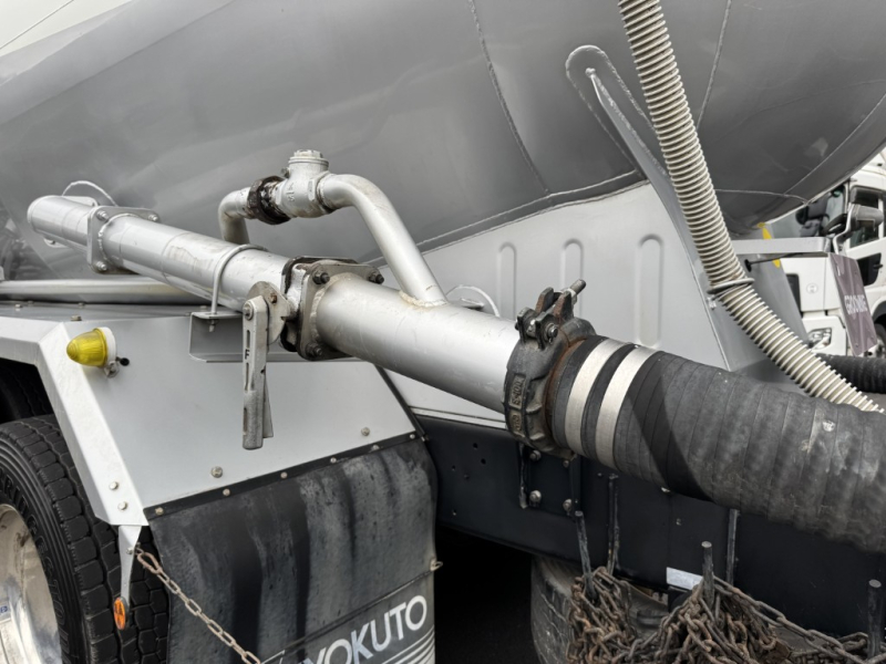 エアサス極東開発バラセメントジェットパック14.5立米|中古トラックの販売・買取・査定のアイナビ