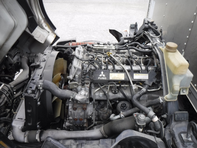 H.25年三菱ふそうキャンターアルミバン|中古トラックの販売・買取・査定のアイナビ