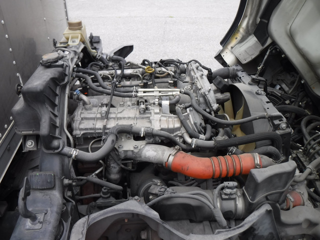 H.25年三菱ふそうキャンターアルミバン|中古トラックの販売・買取・査定のアイナビ